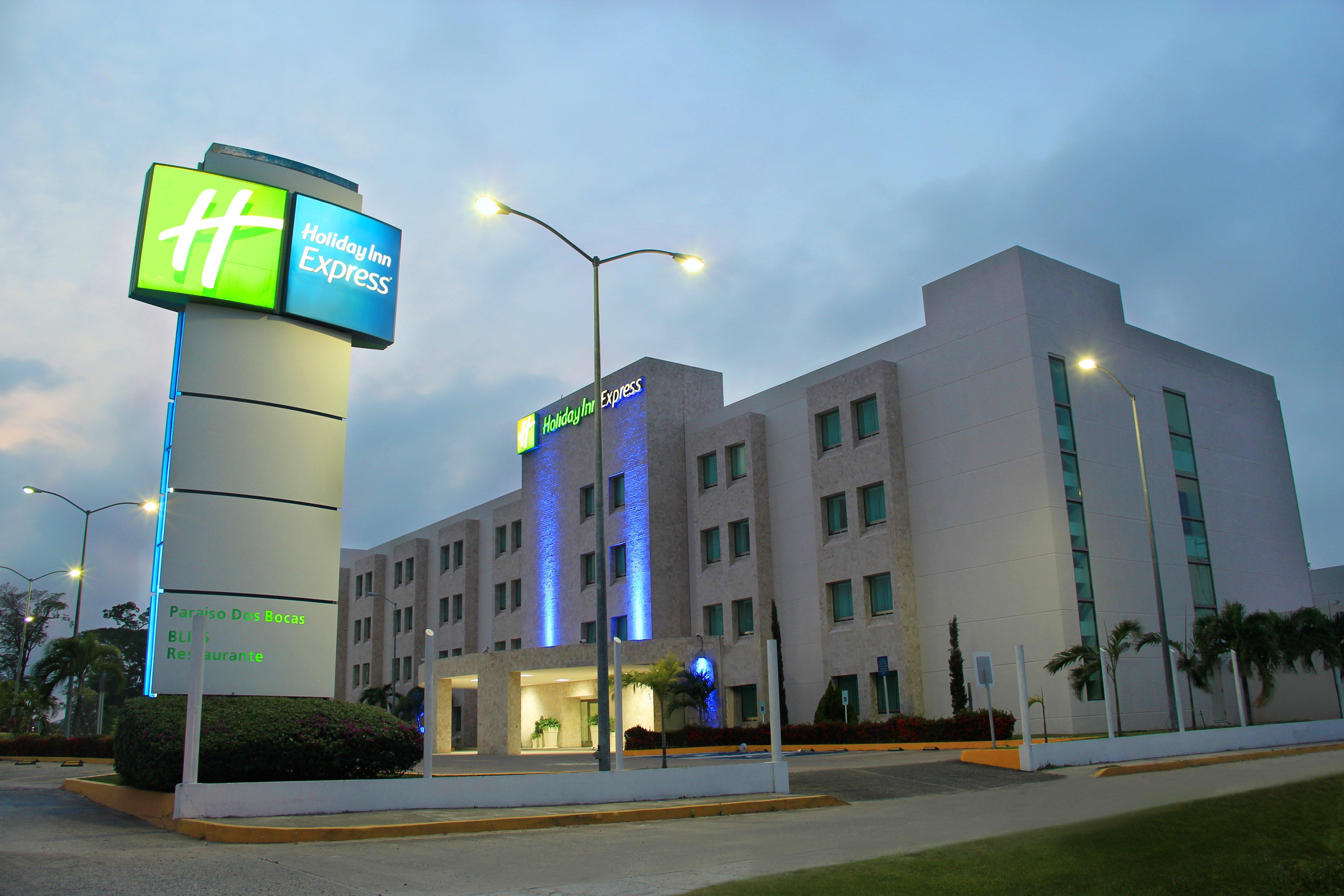 Holiday Inn Express Paraiso - Dos Bocas, An Ihg Hotel Εξωτερικό φωτογραφία